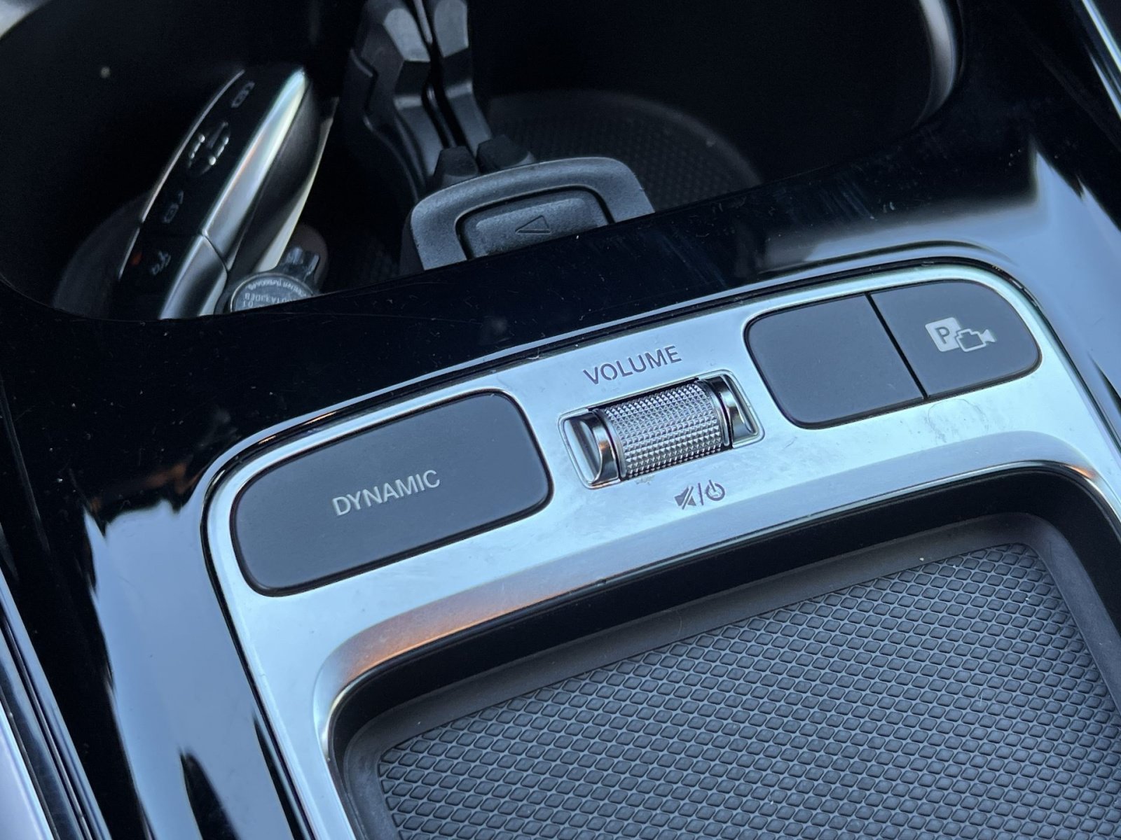 Certified 2026 Mercedes-Benz GLB 250 4MATIC image 40