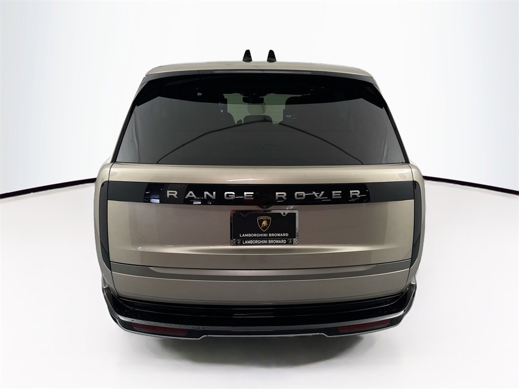 Used 2025 Land Rover Range Rover Long Wheelbase SE image 6