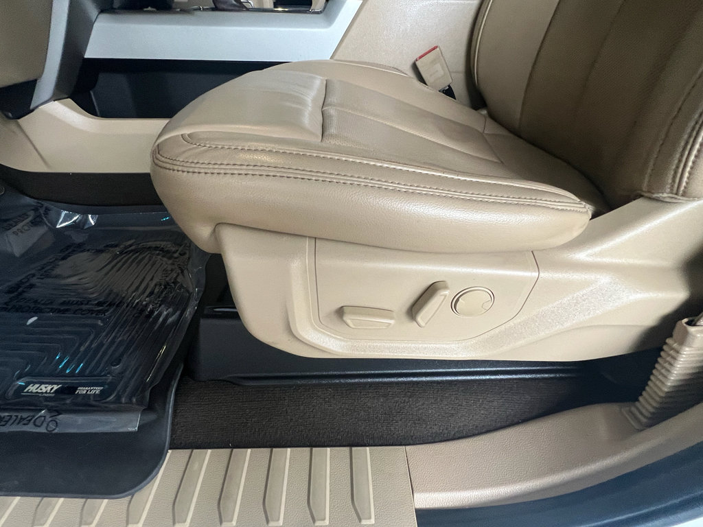 Used 2020 Ford F150 Lariat w/ Equipment Group 502A Luxury image 22