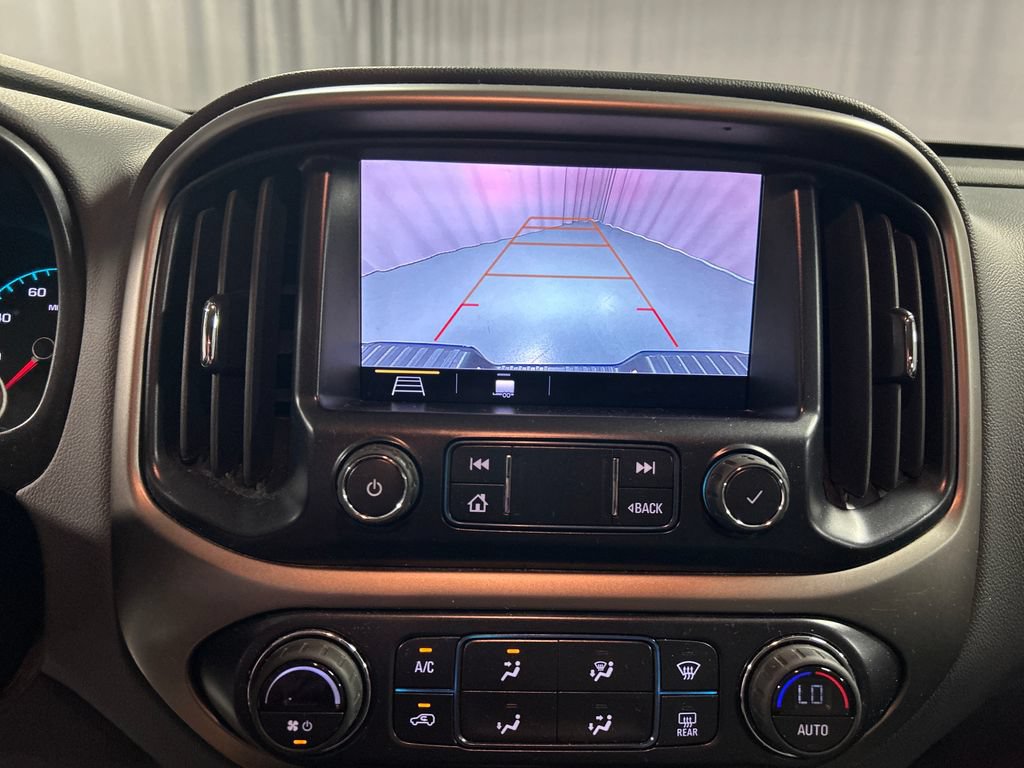 Used 2021 Chevrolet Colorado Z71 w/ Safety Package AWD/4WD image 18
