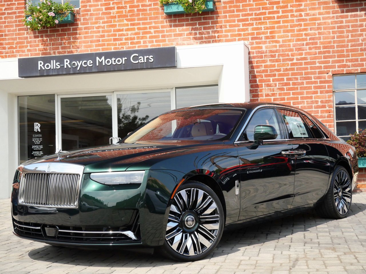 New 2025 Rolls-Royce Ghost image 1