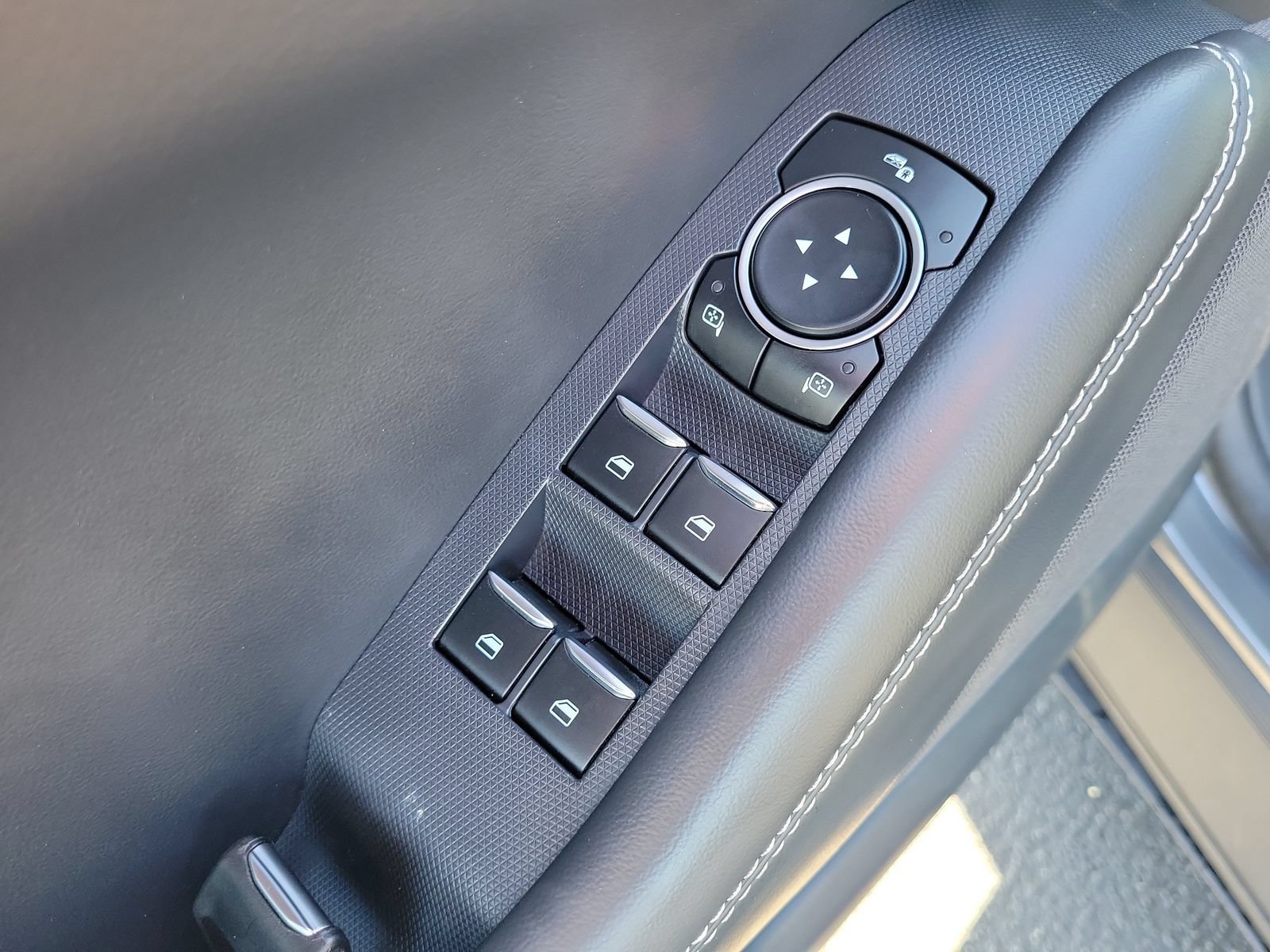 Certified 2023 Ford Mustang Mach-E Select RWD image 15