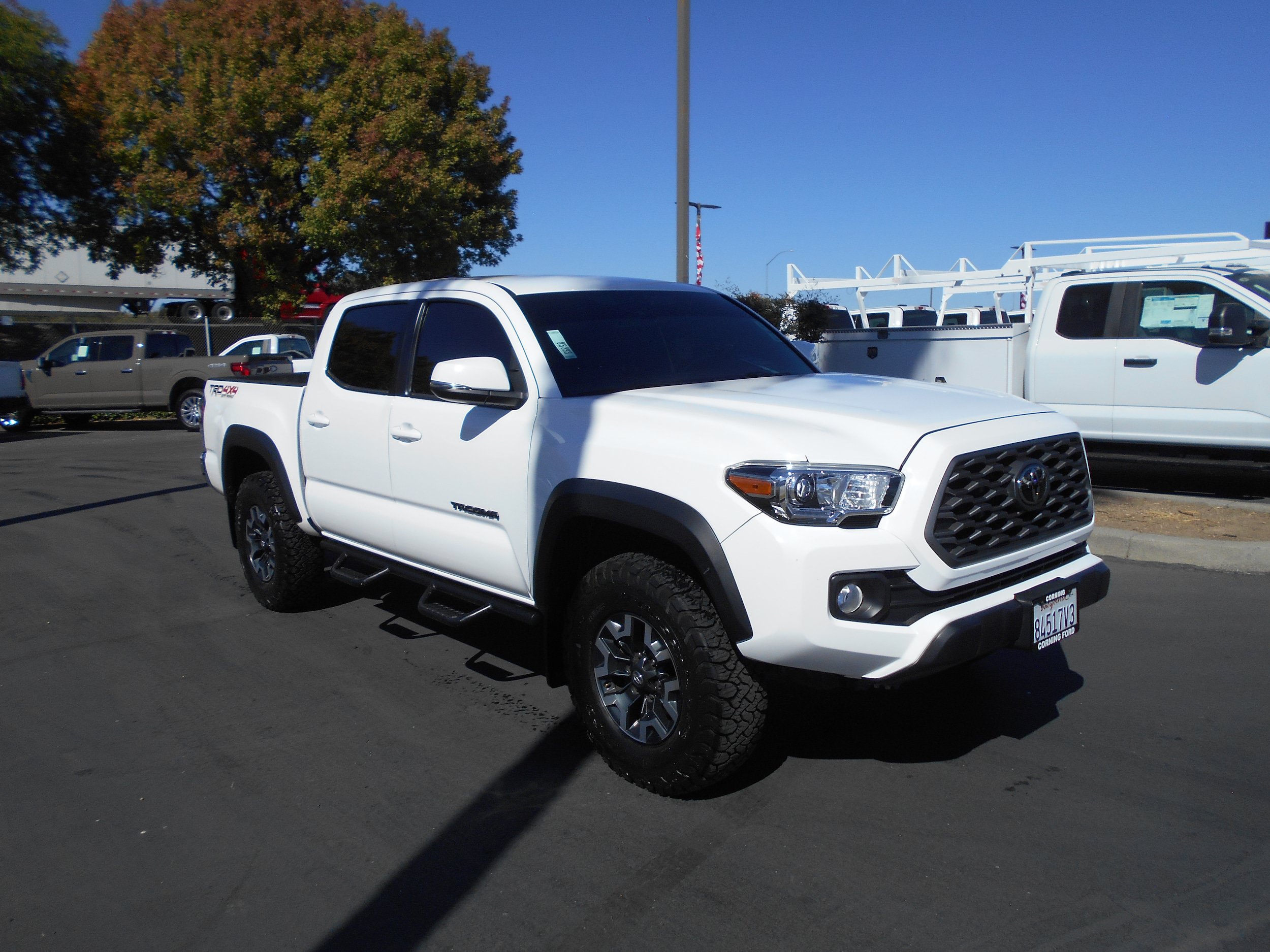 Used 2023 Toyota Tacoma TRD Off-Road AWD/4WD image 3