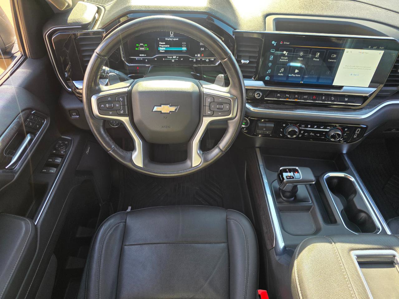 Used 2022 Chevrolet Silverado 1500 LTZ w/ LTZ Premium Package image 15