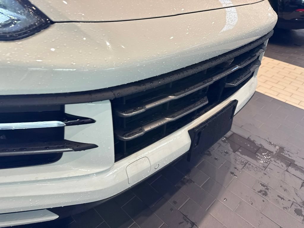 Used 2026 Porsche Cayenne E-Hybrid AWD/4WD image 17