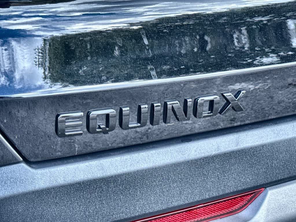 Used 2026 Chevrolet Equinox LT w/ Midnight Edition FWD image 10