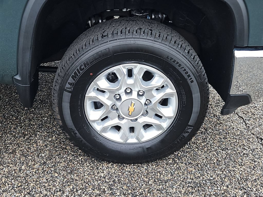 Used 2026 Chevrolet Silverado 2500 LT AWD/4WD image 10