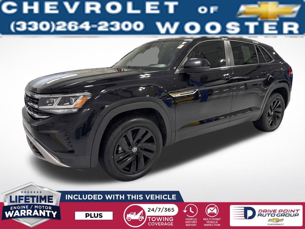 Used 2021 Volkswagen Atlas Cross Sport SE w/ 20" Black Wheels Package