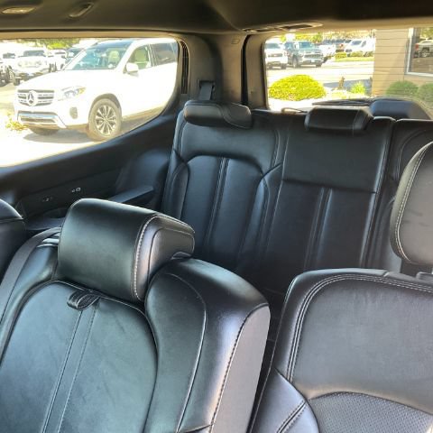Used 2024 Jeep Wagoneer Series III AWD/4WD image 23