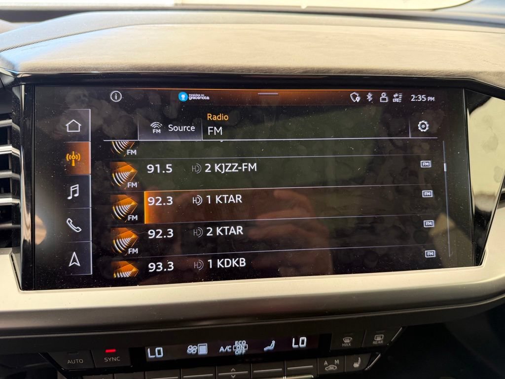 Used 2023 Audi Q4 e-tron Premium Plus w/ Premium Plus AWD/4WD image 18