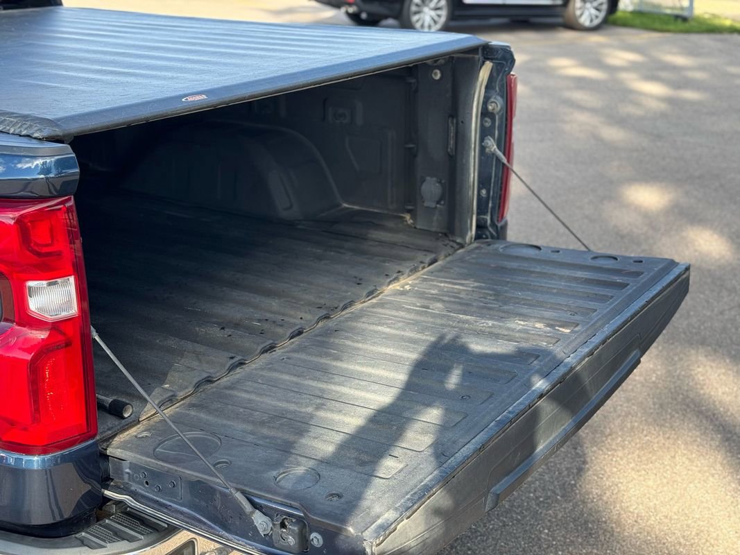 Used 2020 Chevrolet Silverado 1500 LTZ w/ LTZ Convenience Package image 26