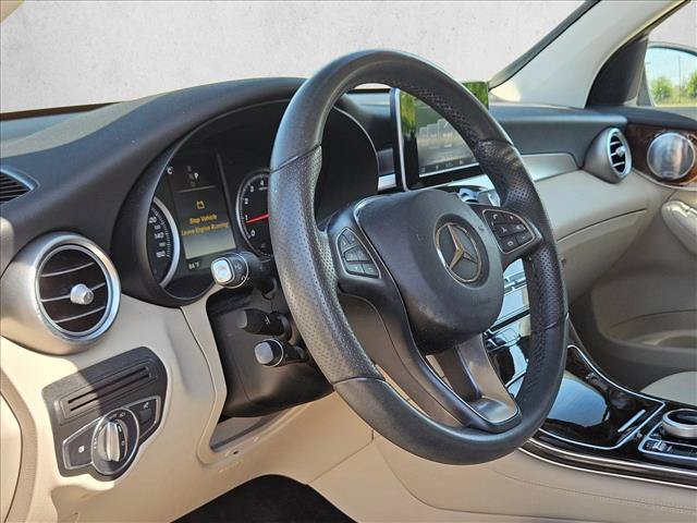 Used 2017 Mercedes-Benz GLC 300 4MATIC Coupe image 9