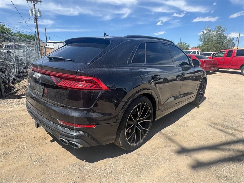 Used 2021 Audi SQ8 Prestige AWD/4WD image 5