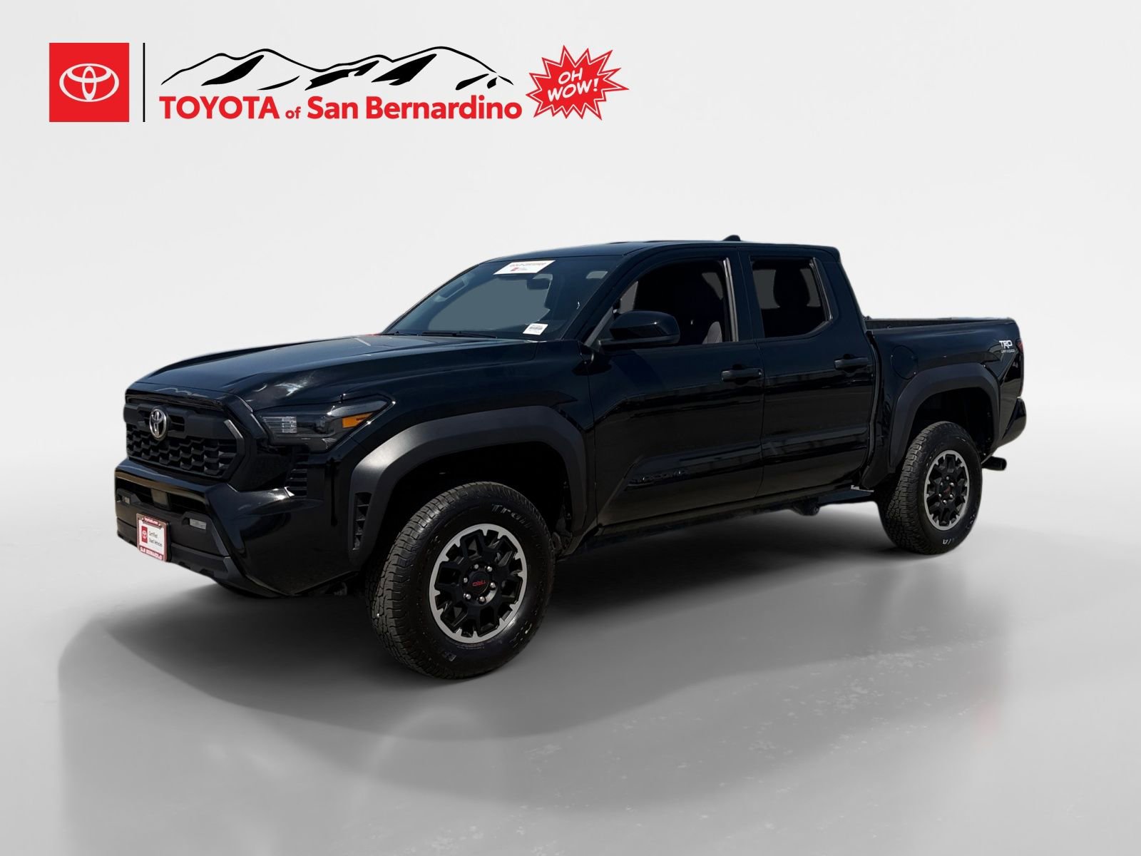 Certified 2025 Toyota Tacoma TRD Off-Road AWD/4WD image 1