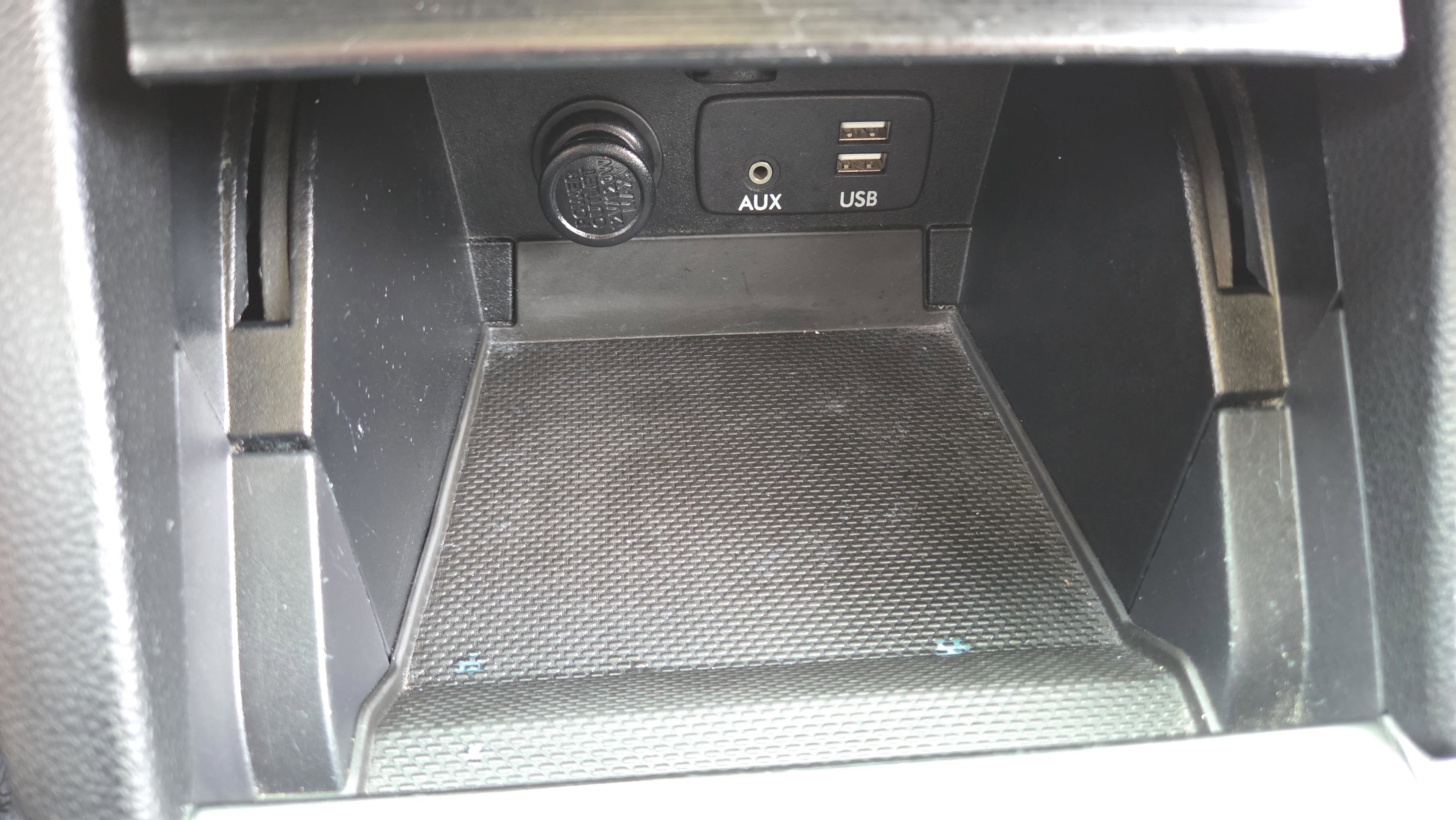 Used 2015 Subaru Outback 2.5i Premium image 36