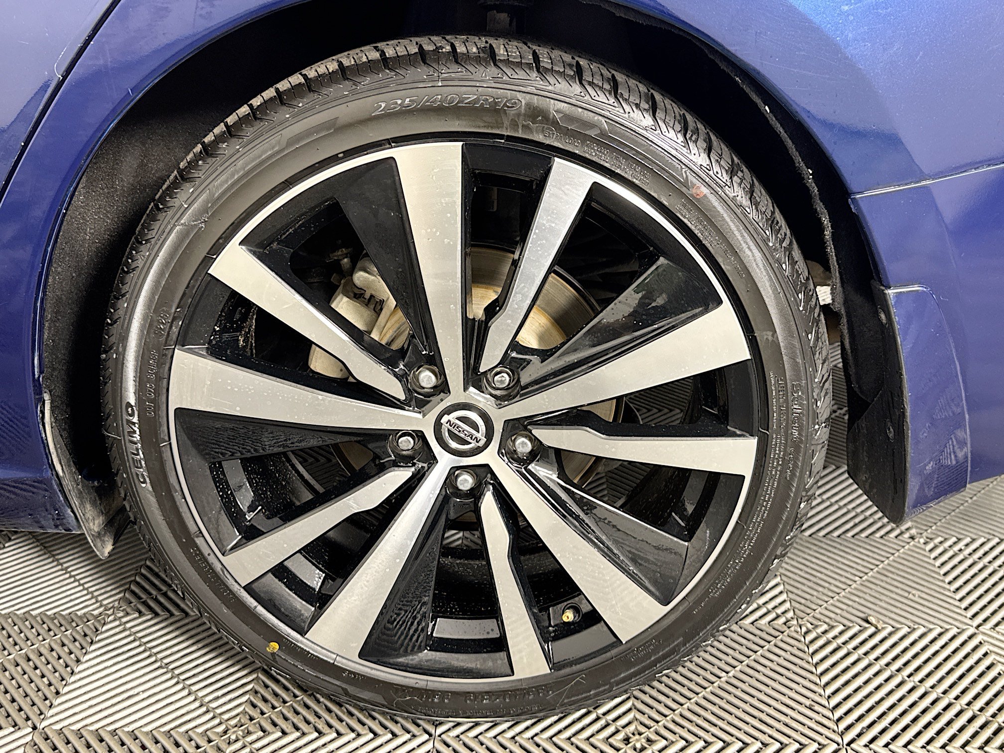 Used 2020 Nissan Altima 2.5 SR FWD image 36