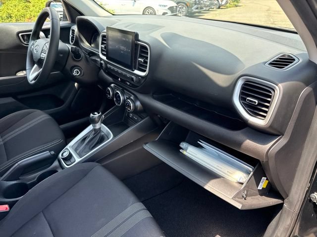 Used 2023 Hyundai Venue SEL FWD image 24