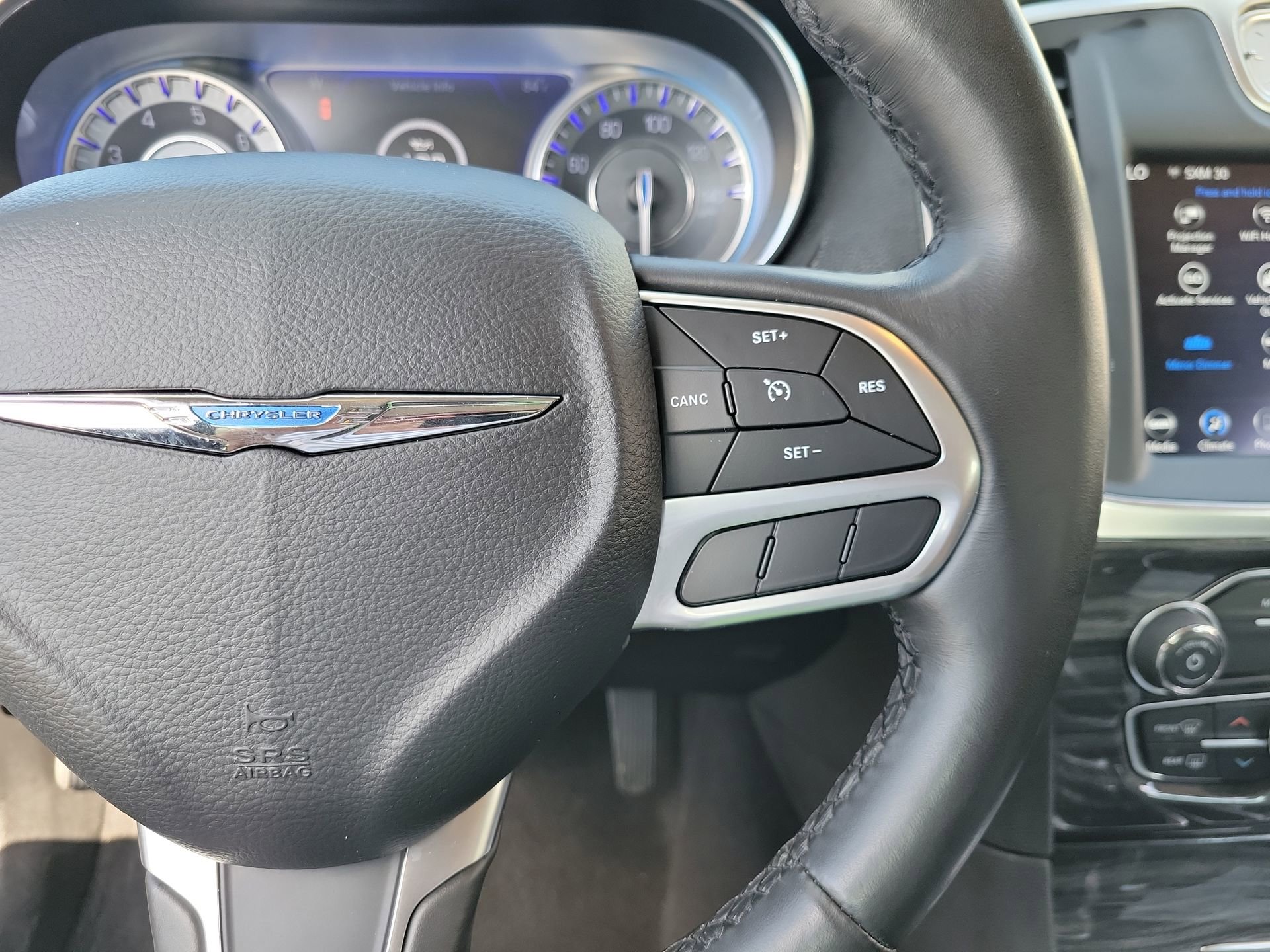 Used 2020 Chrysler 300 Touring w/ Sport Appearance Package RWD image 32