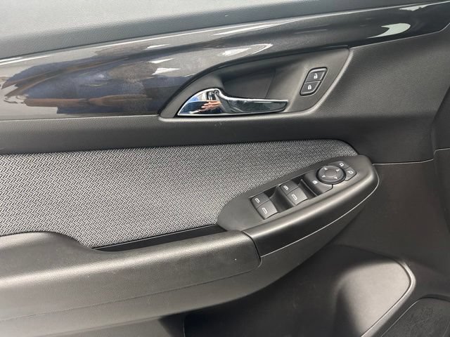 Used 2025 Chevrolet TrailBlazer LT AWD/4WD image 9