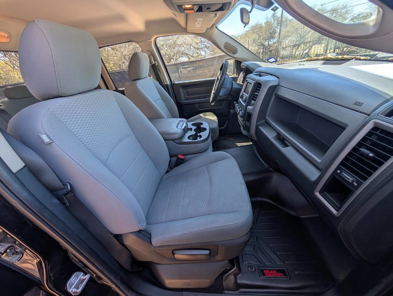 Used 2017 RAM 1500 Express image 13