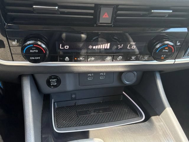 Certified 2026 Nissan Rogue SL AWD/4WD image 22