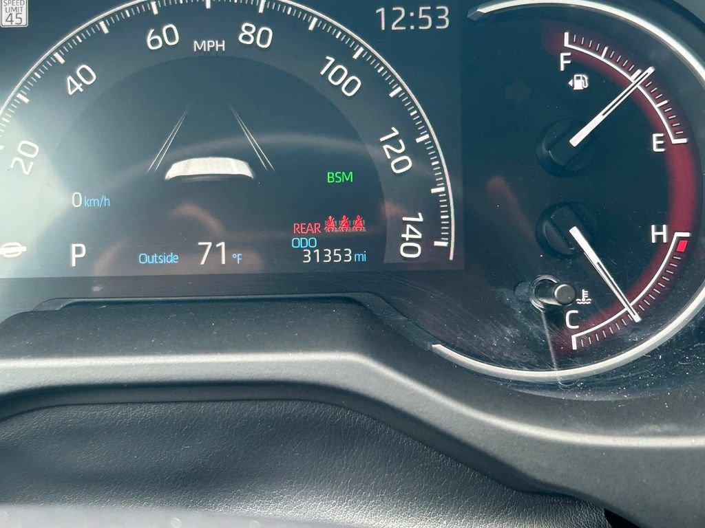 Used 2025 Toyota RAV4 XLE FWD image 32