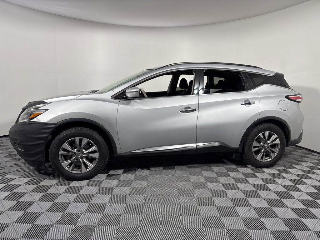 Used 2018 Nissan Murano SV image 3