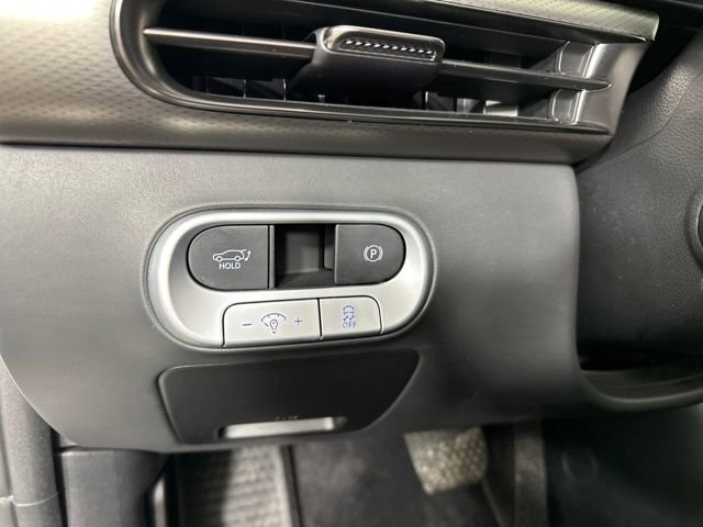 Used 2023 Genesis GV60 Advanced image 19