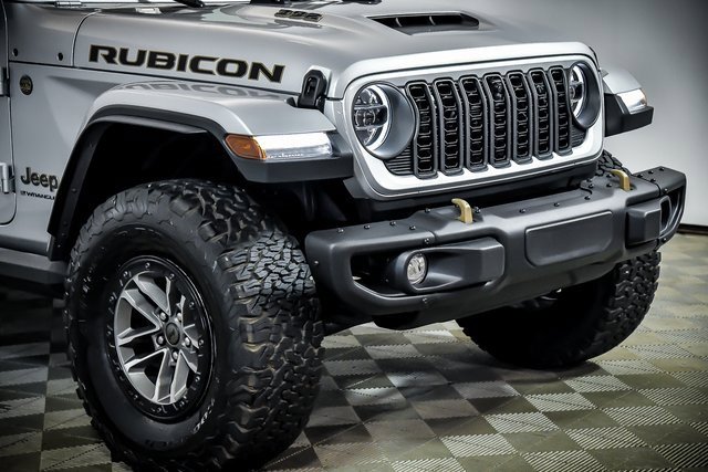 Used 2024 Jeep Wrangler Unlimited Rubicon 392 image 2