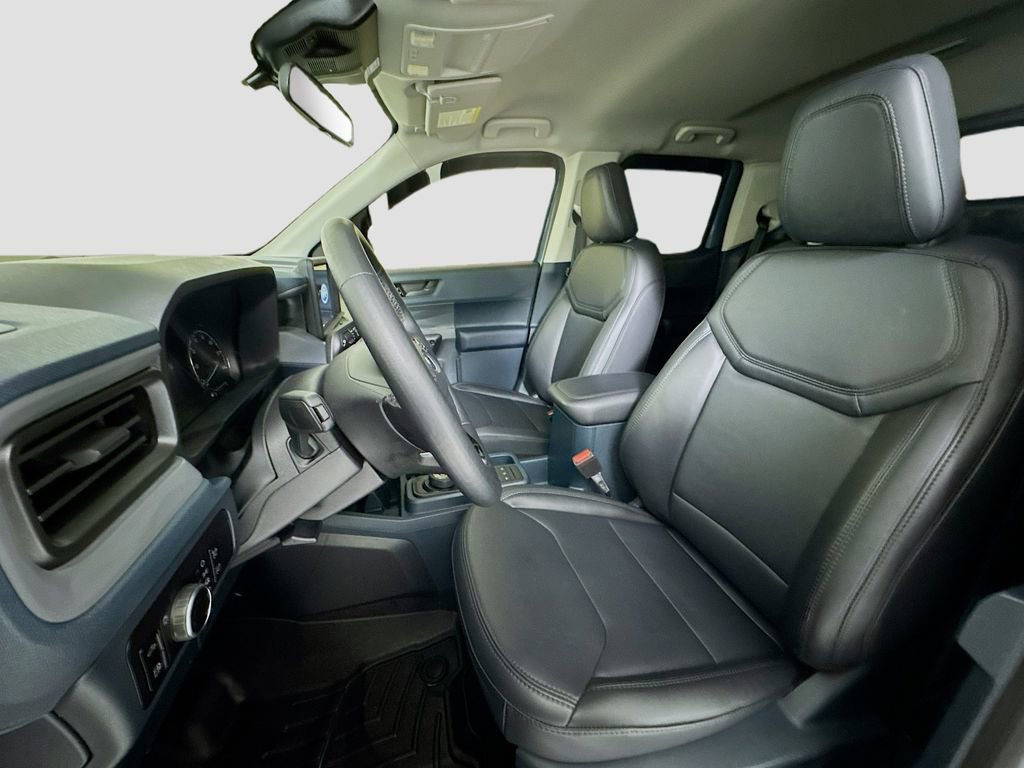 Used 2024 Ford Maverick Lariat w/ Black Appearance Package image 9