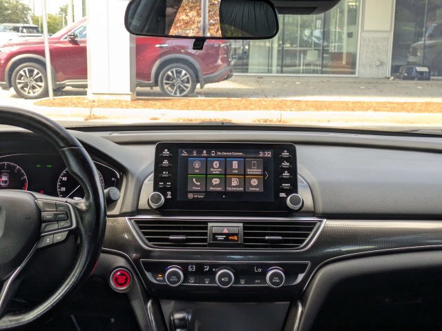 Used 2018 Honda Accord Sport image 16
