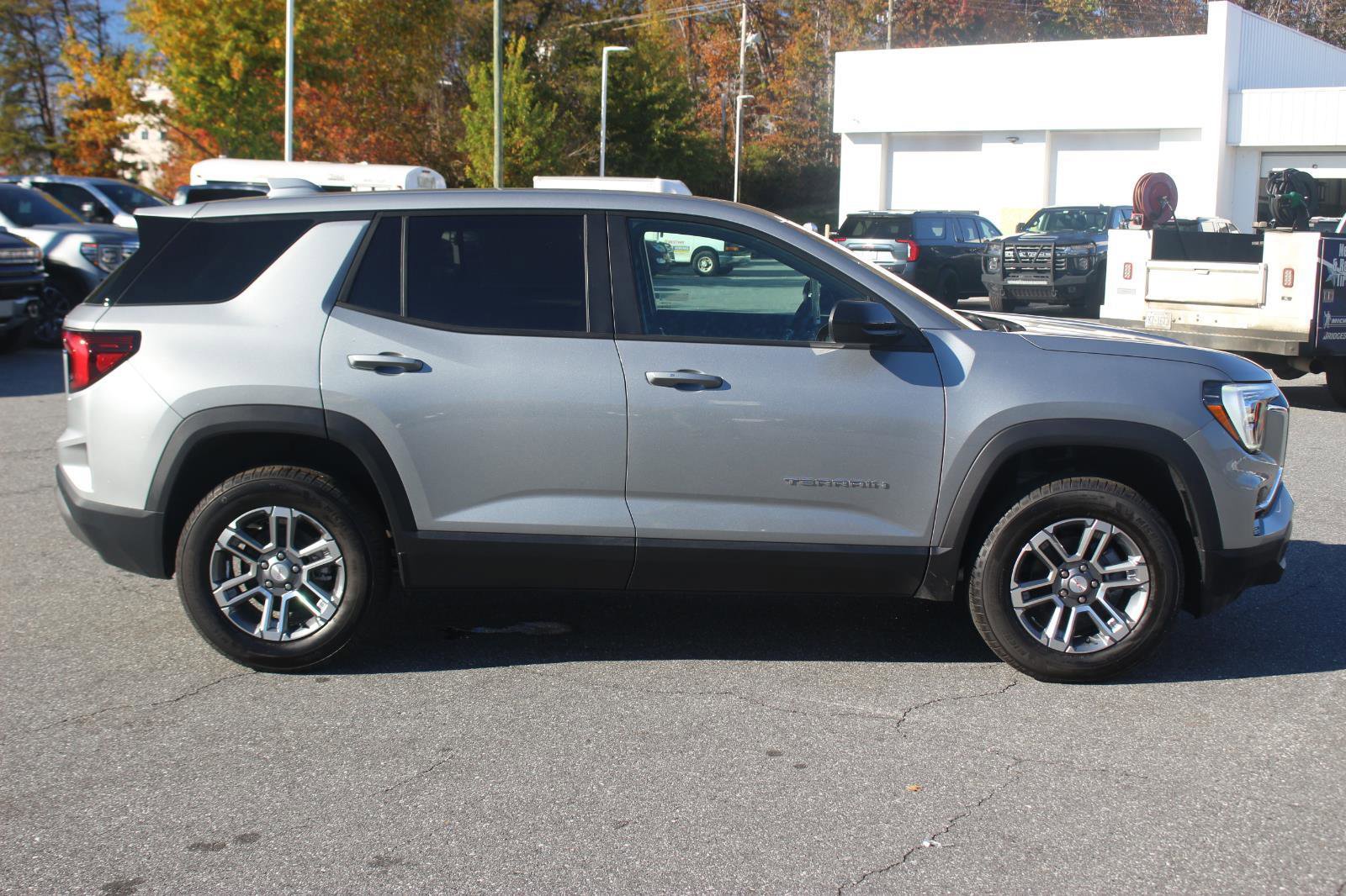 New 2026 GMC Terrain Elevation image 8