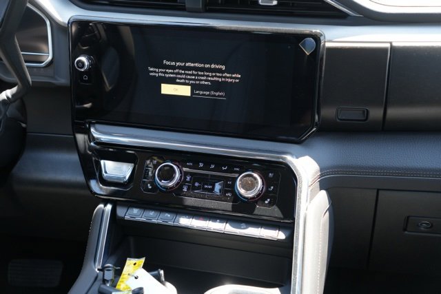 New 2025 GMC Sierra 2500 Denali w/ Denali Reserve Package image 11