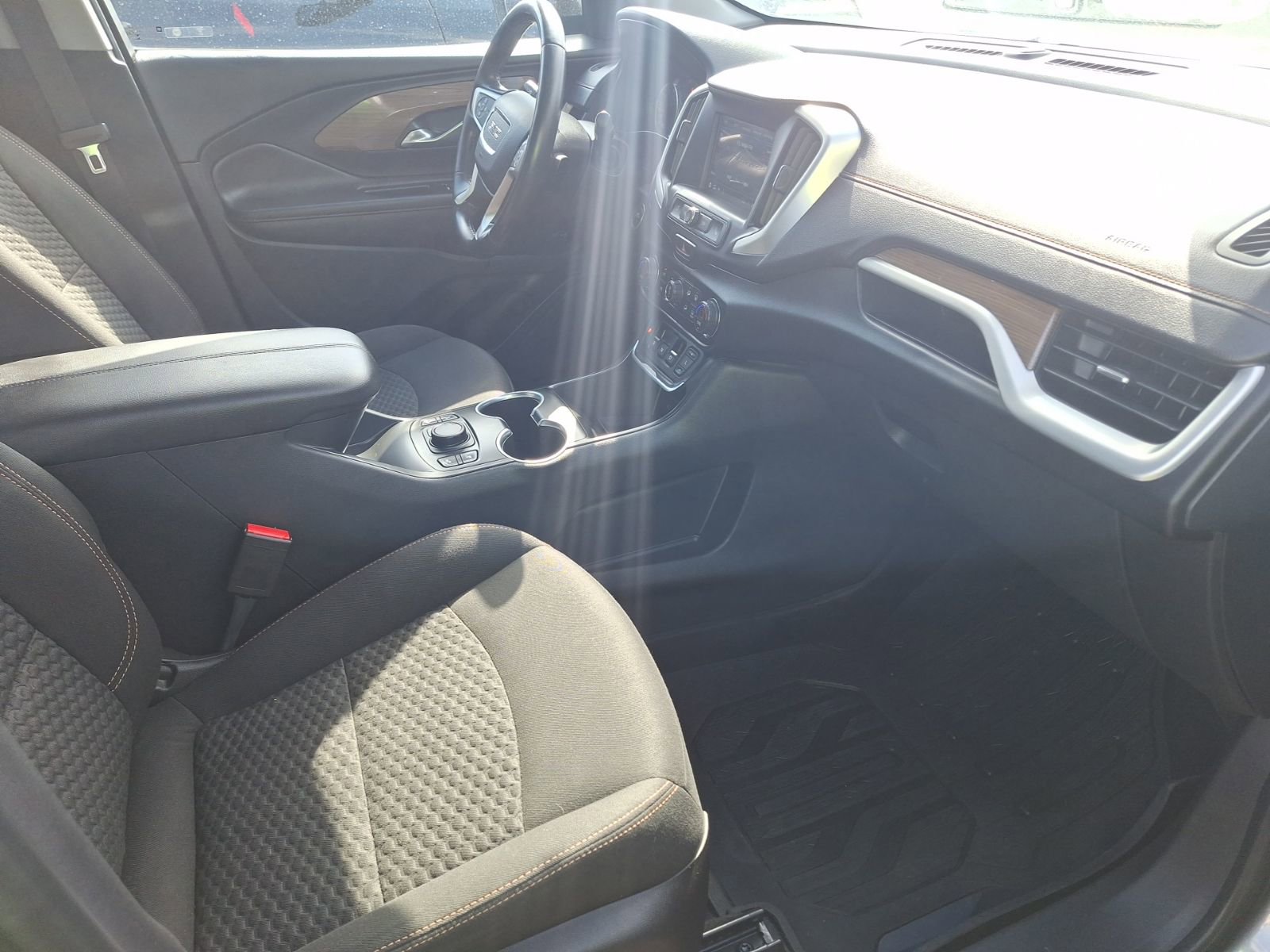 Used 2019 GMC Terrain SLE w/ Driver Convenience Package image 33