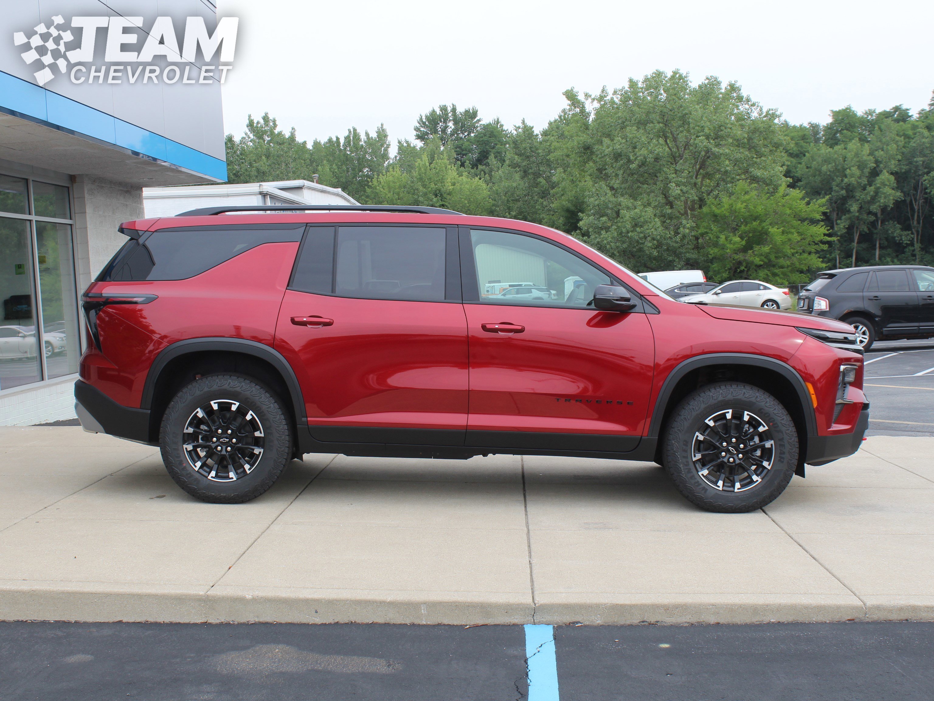 New 2026 Chevrolet Traverse Z71 image 3