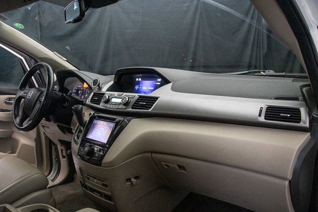 Used 2015 Honda Odyssey Touring image 15