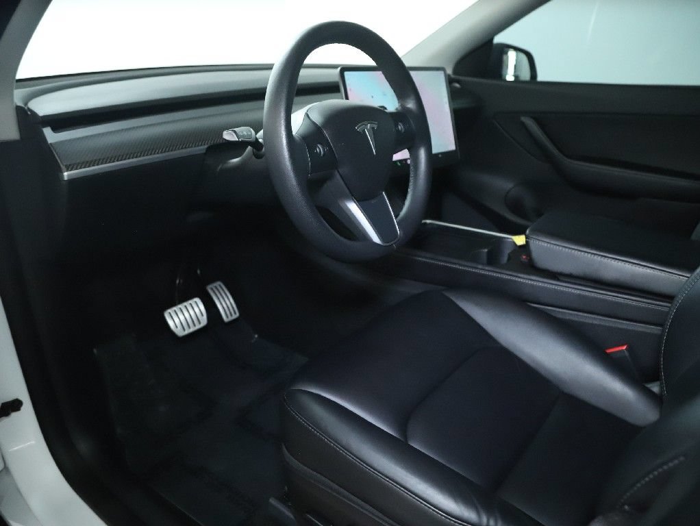 Used 2022 Tesla Model Y Performance AWD/4WD image 18