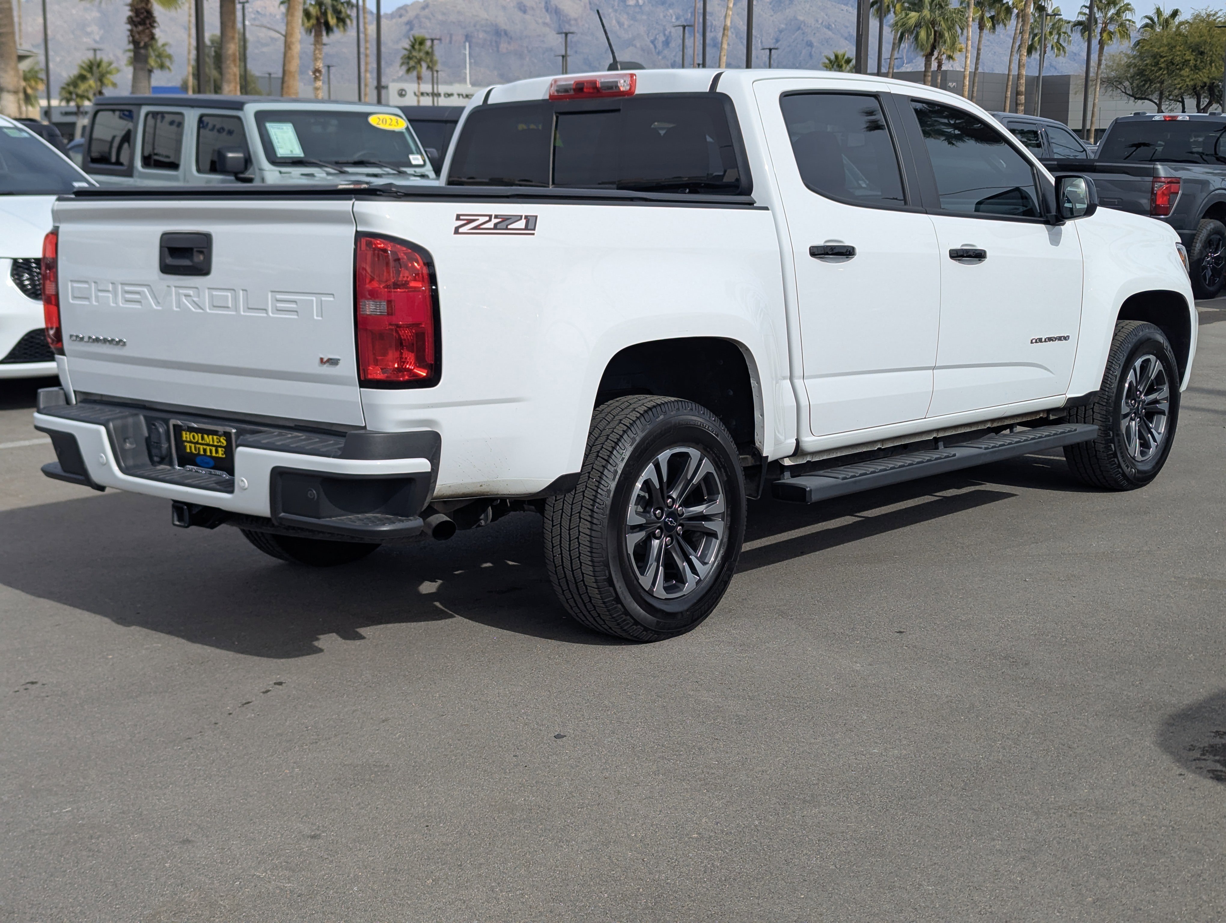 Used 2021 Chevrolet Colorado Z71 w/ Safety Package image 2