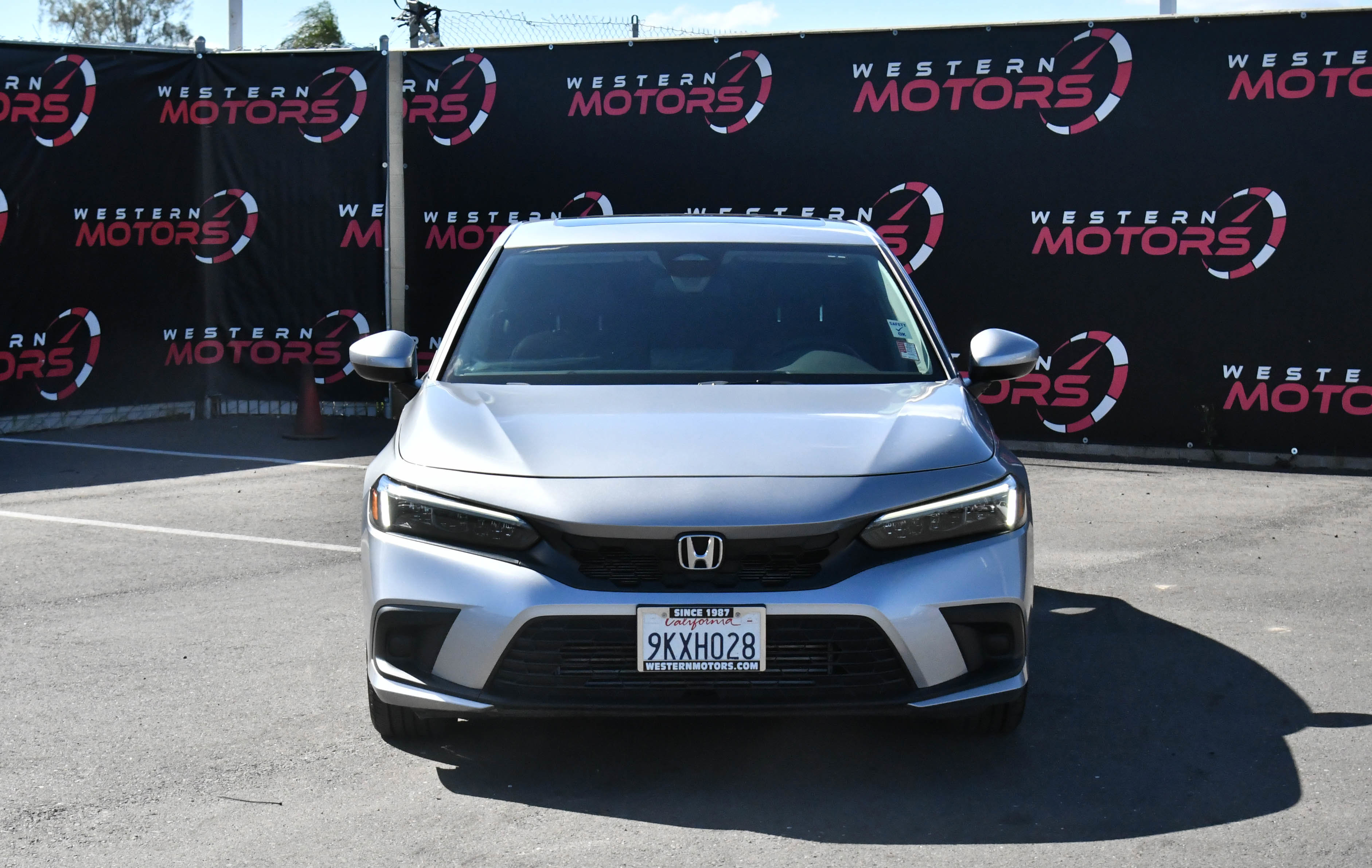 Used 2024 Honda Civic EX-L image 2