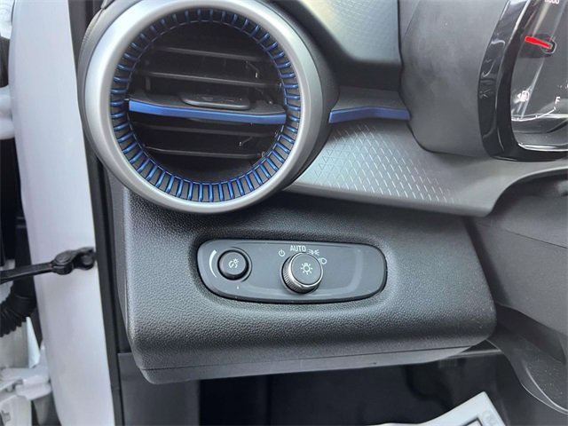 Certified 2024 Chevrolet Trax LS image 17