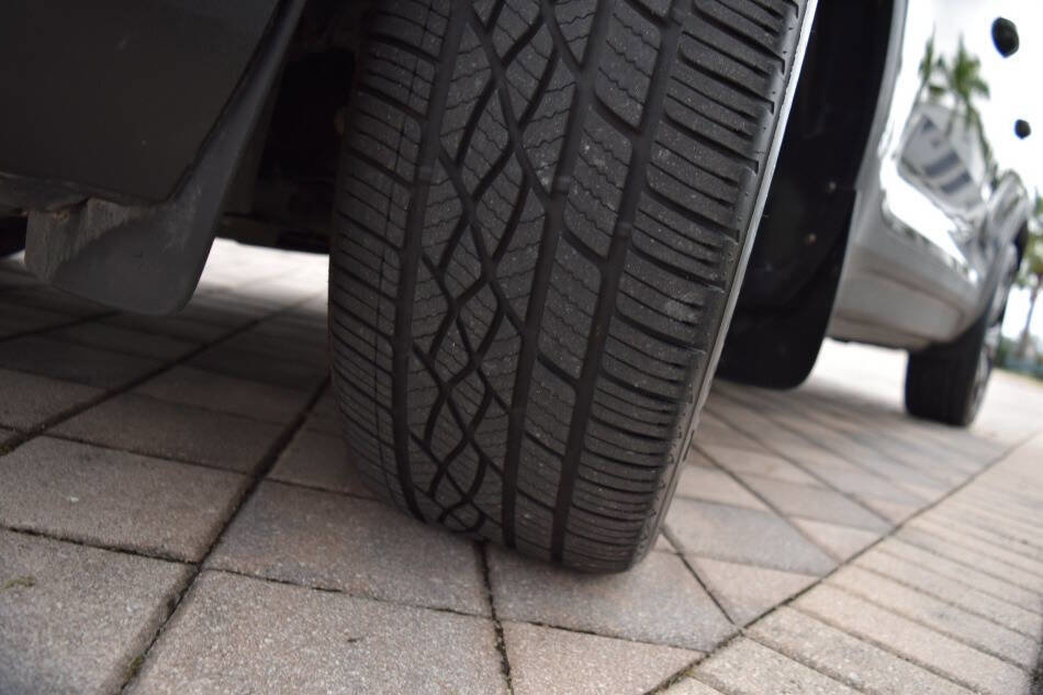 Used 2020 Volvo XC40 T5 Momentum w/ Protection Package Premier image 84