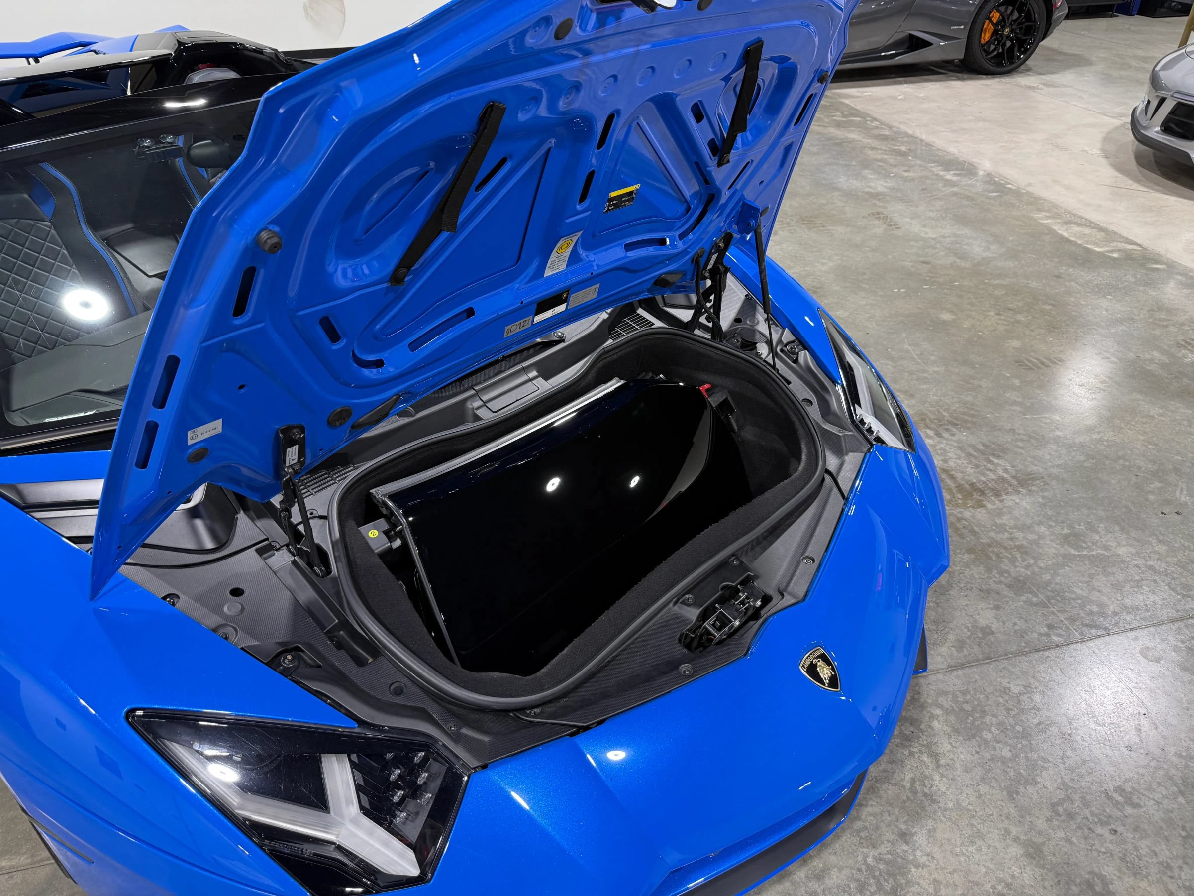 Used 2018 Lamborghini Aventador S AWD/4WD image 70