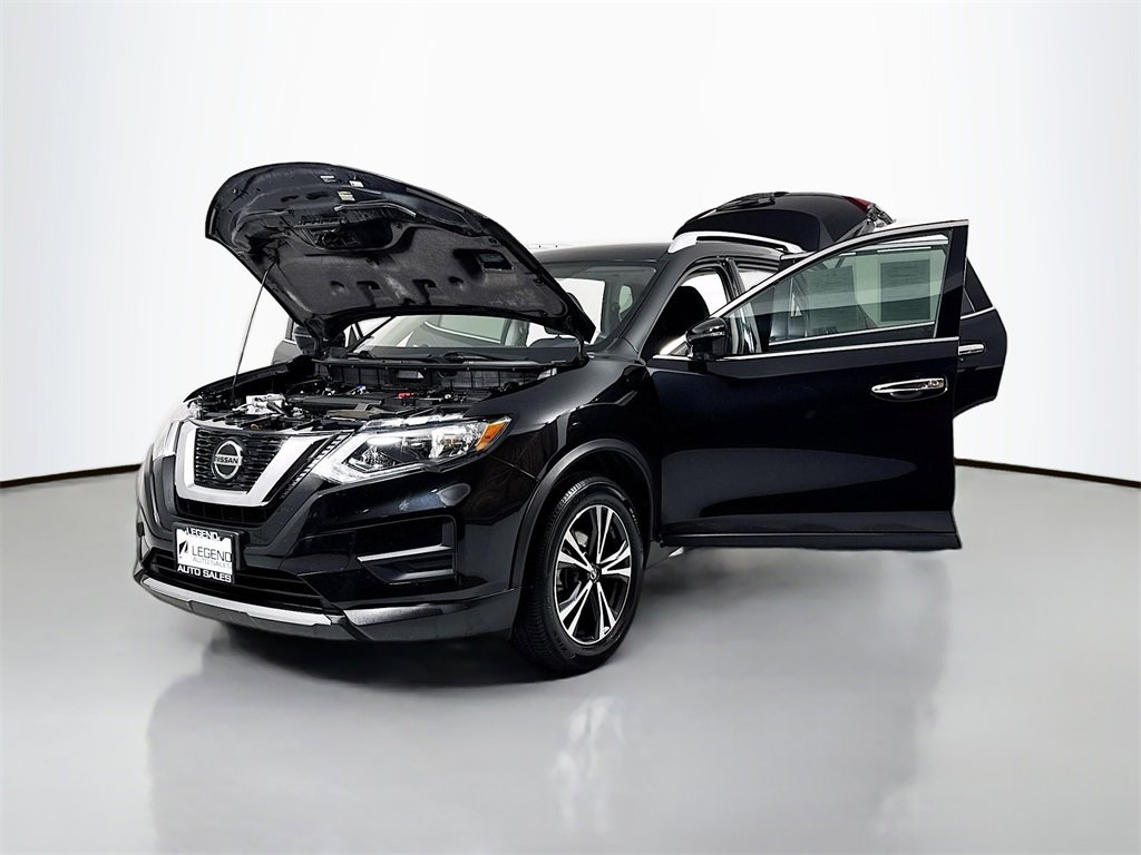 Used 2020 Nissan Rogue SV w/ Premium Package image 22