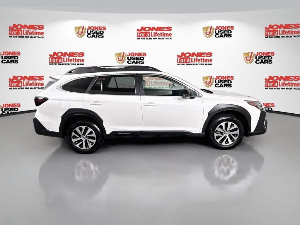 Used 2025 Subaru Outback Premium AWD/4WD image 18