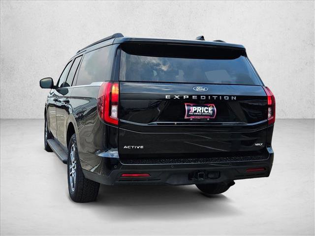 Used 2025 Ford Expedition Max Active AWD/4WD image 7
