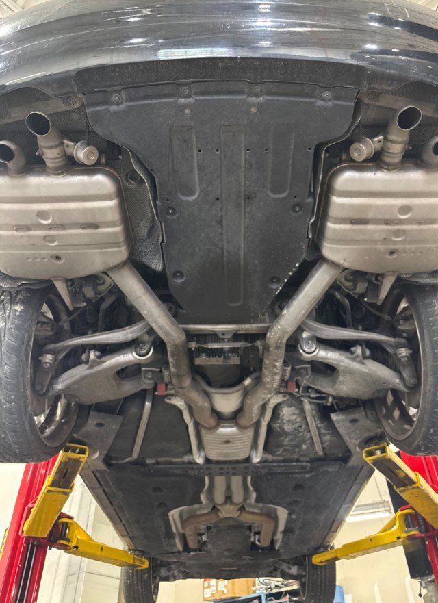 Used 2010 Rolls-Royce Ghost image 89