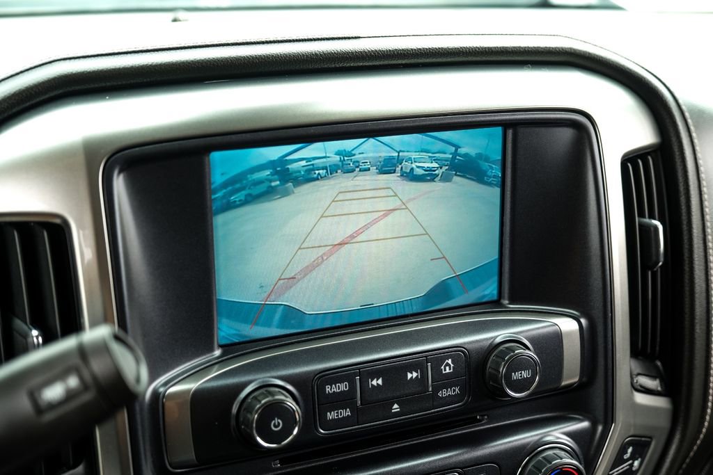 Used 2018 Chevrolet Silverado 1500 LTZ Z71 w/ LTZ Plus Package AWD/4WD image 18