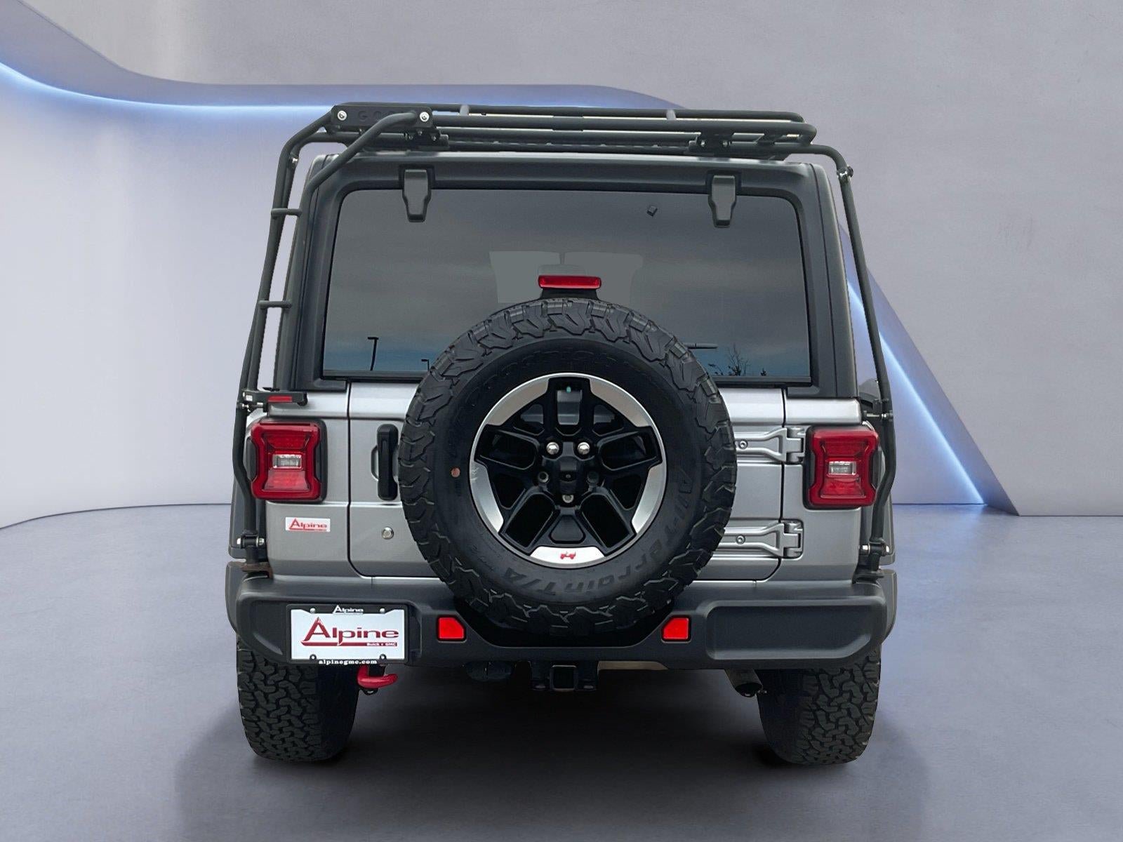 Used 2018 Jeep Wrangler Unlimited Rubicon w/ LED Lighting Group AWD/4WD image 4