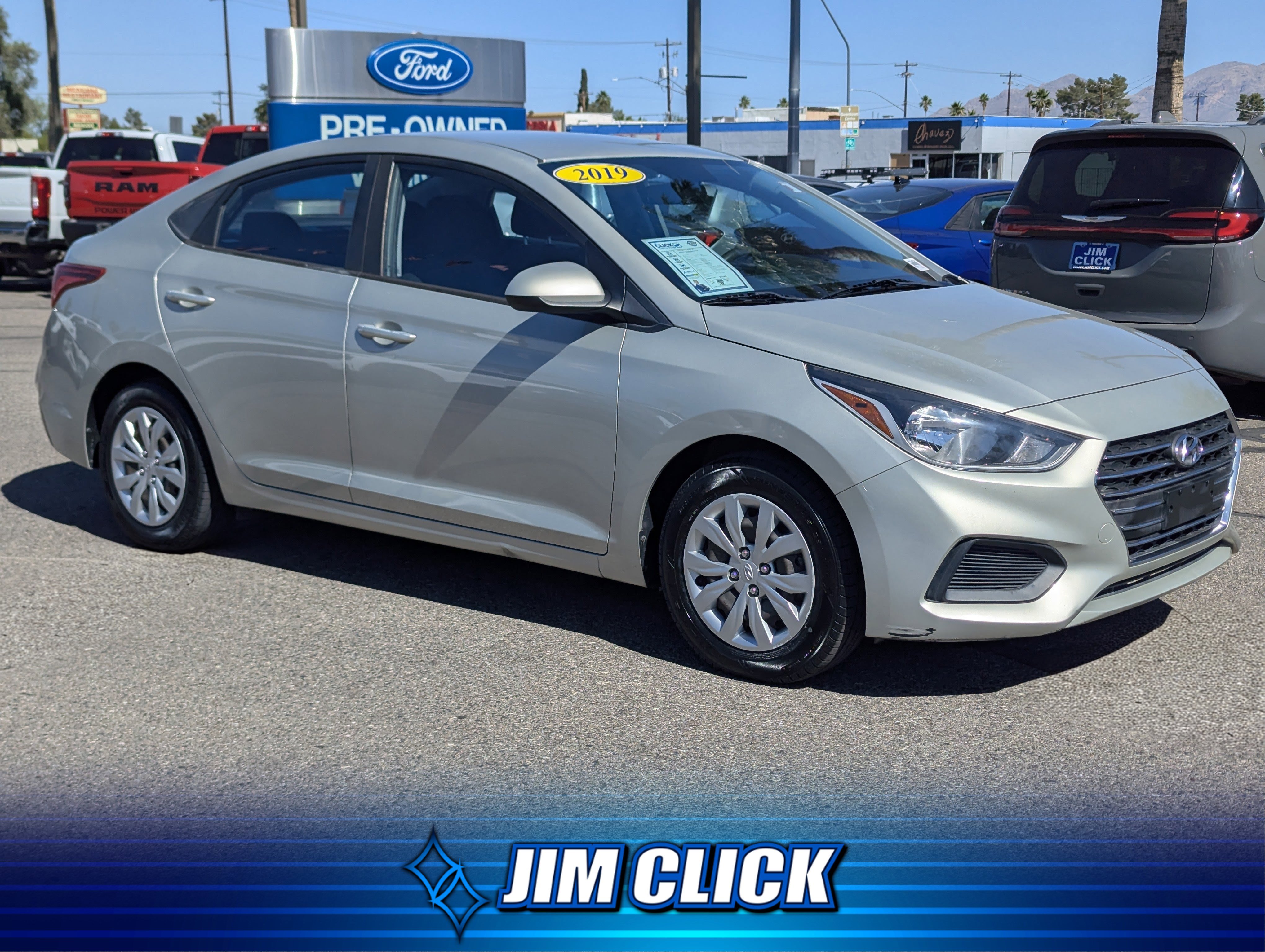 Used 2019 Hyundai Accent SE image 1