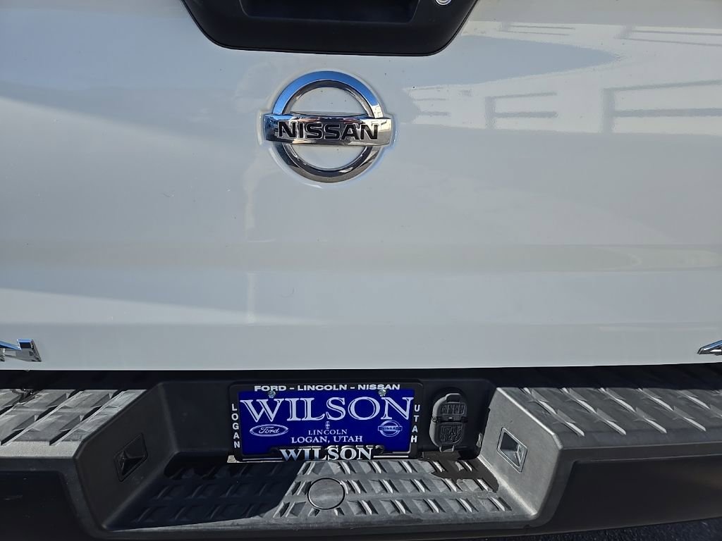 Used 2017 Nissan Titan S image 38